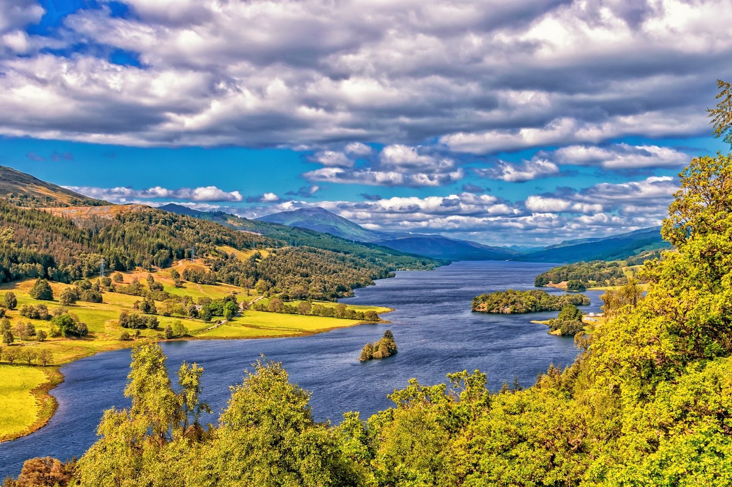 What a beautiful view of Scotland - Edinburgh Directory